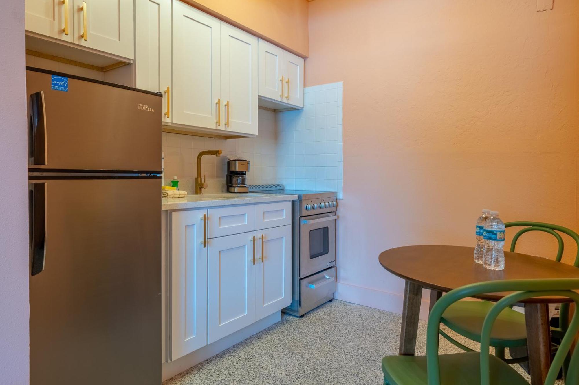 Monaco Vacation Rentals Clearwater Beach Exterior photo