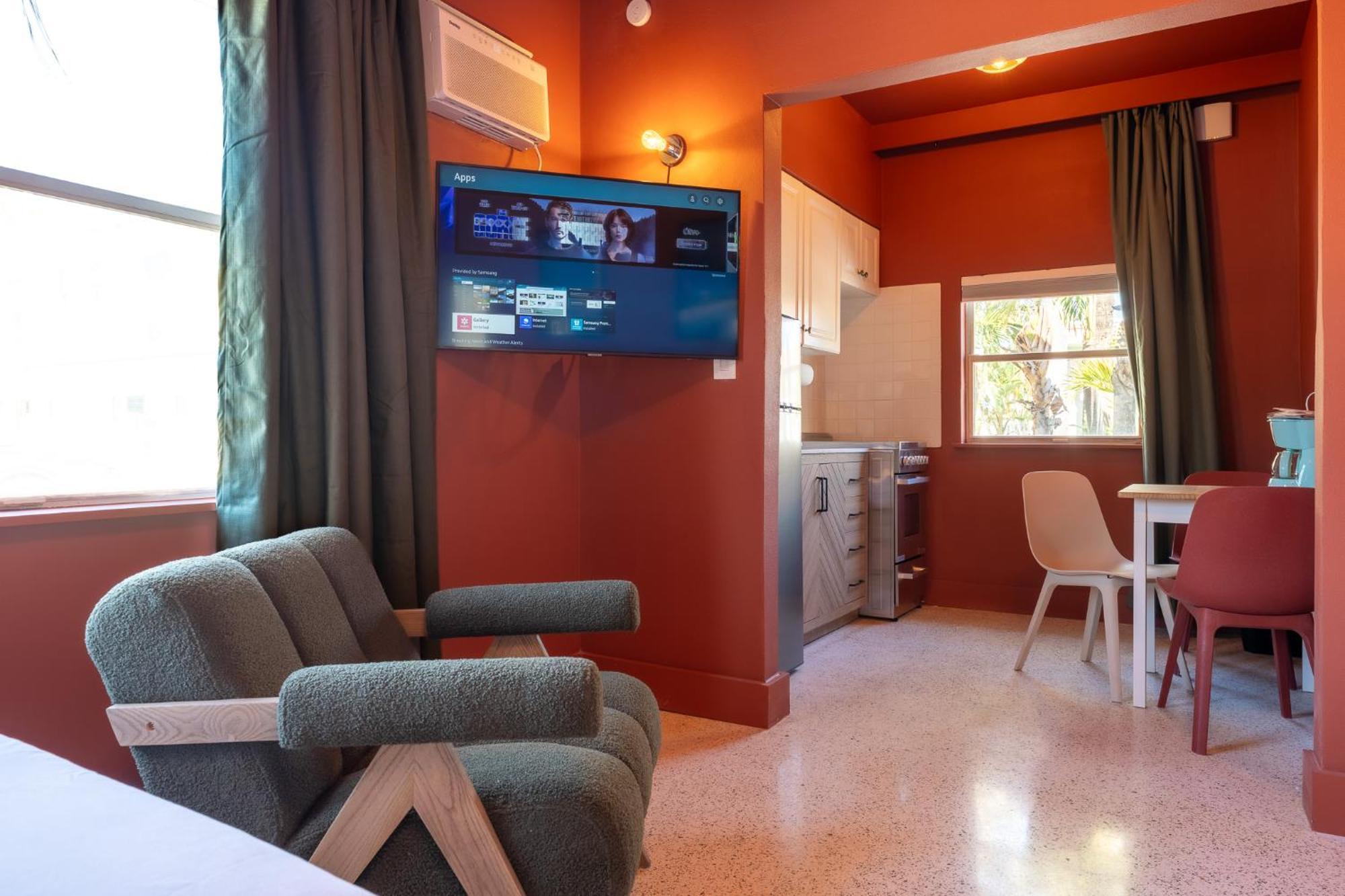 Monaco Vacation Rentals Clearwater Beach Exterior photo