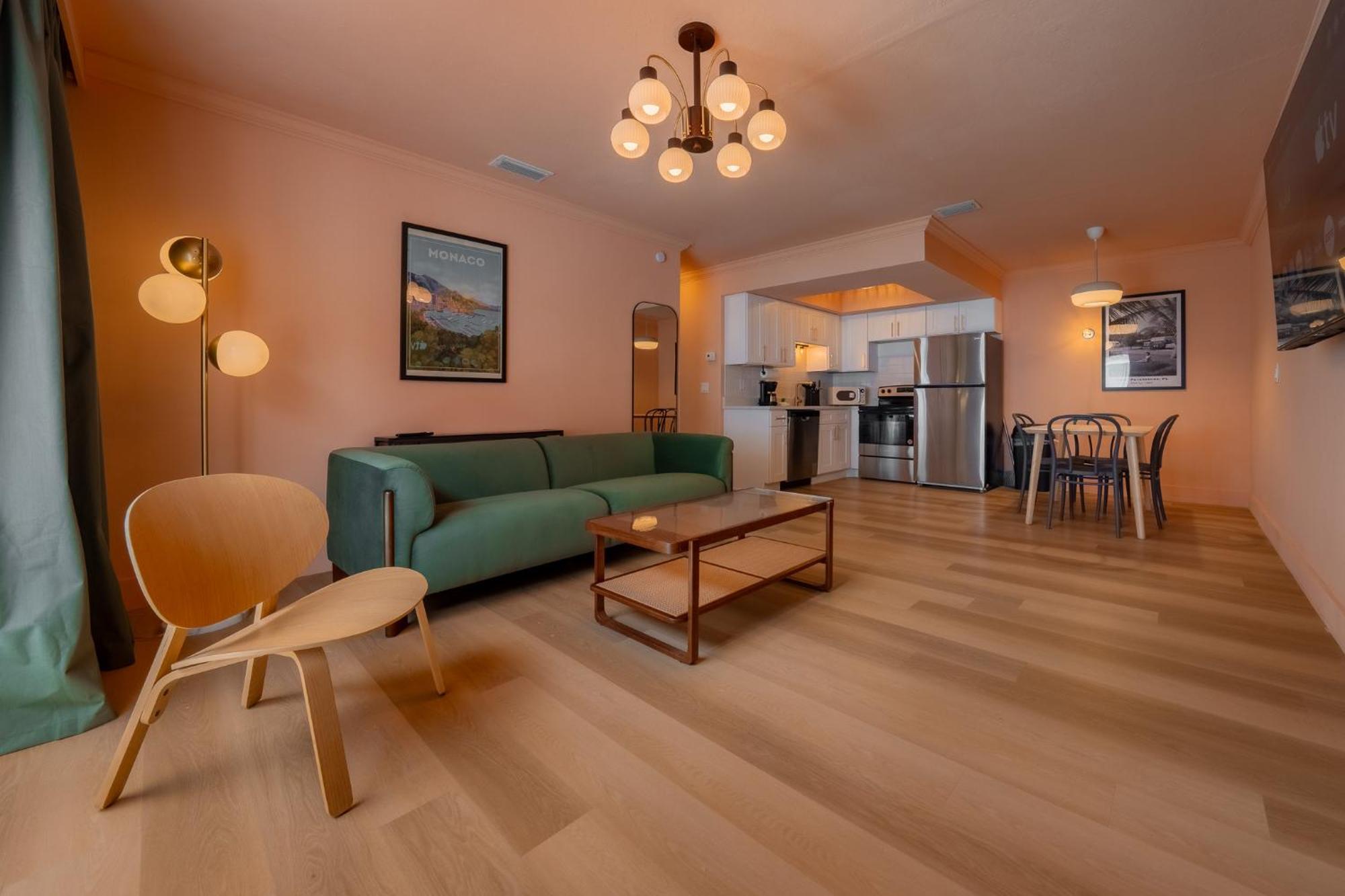 Monaco Vacation Rentals Clearwater Beach Exterior photo